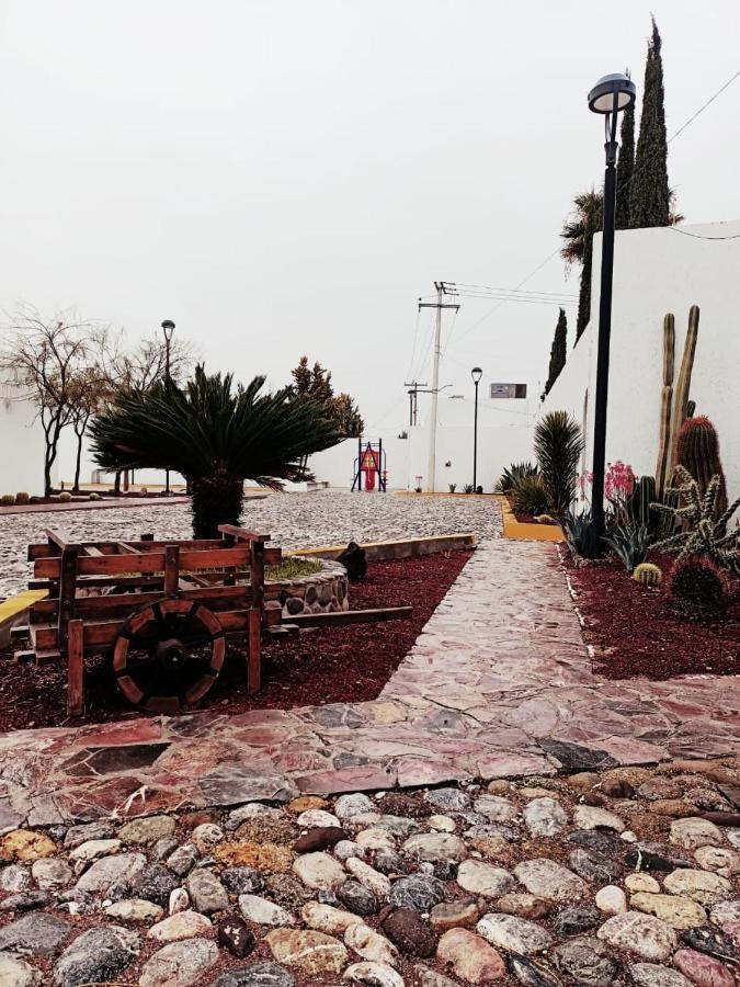 Hotel Mina Real Cedral Buitenkant foto
