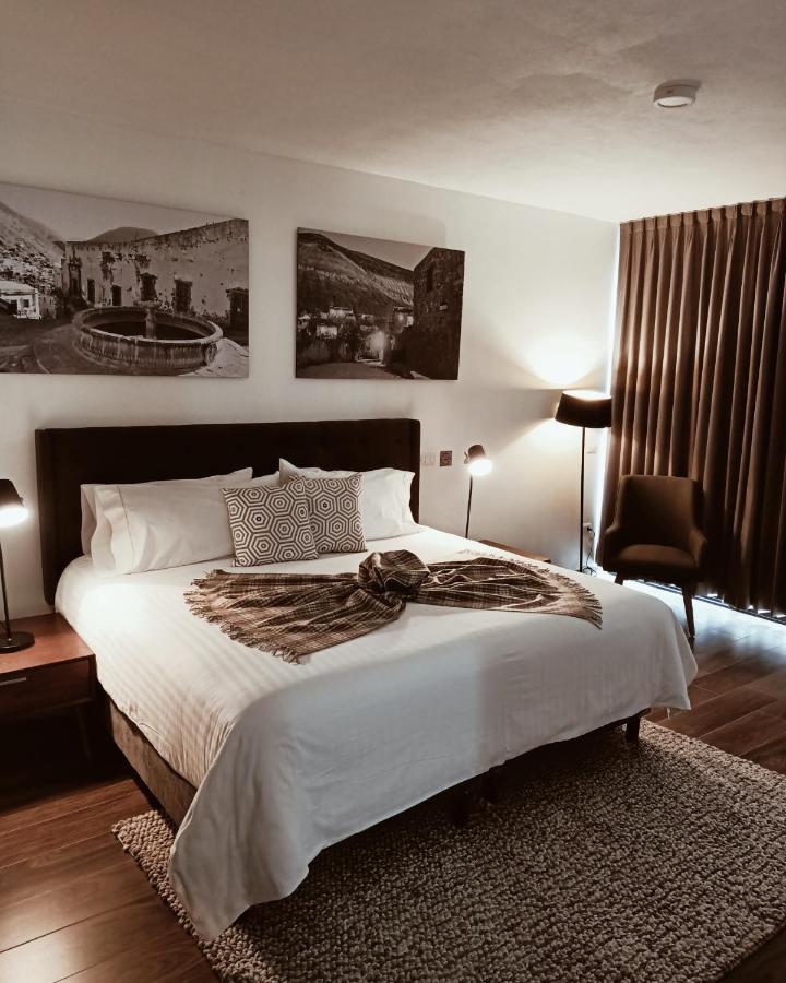 Hotel Mina Real Cedral Buitenkant foto